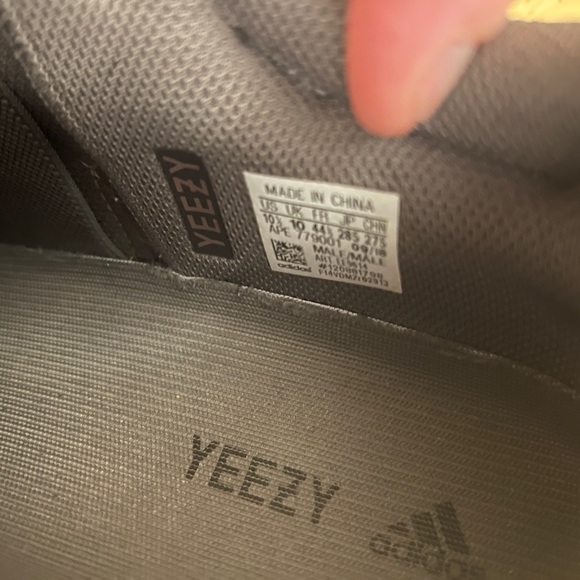 Yeezy Boost 700 V1 Mauve - Sz 10.5 - Picture 7 of 12